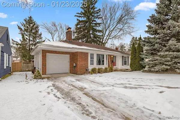 4255 SAMOSET Road, Royal Oak, MI 48073