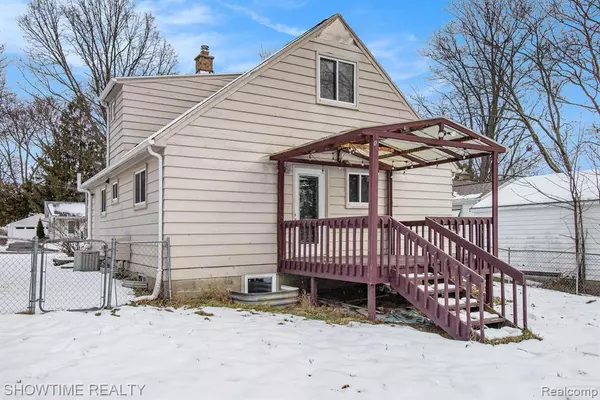 East Lansing, MI 48823,1724 MELROSE Avenue