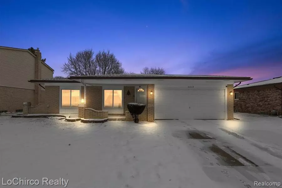 2619 NADINE Drive, Sterling Heights, MI 48310