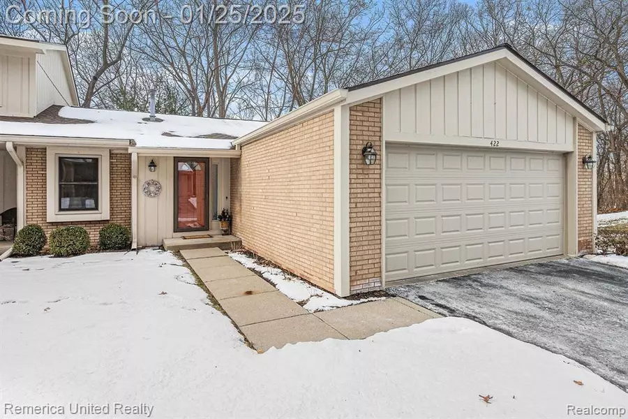 422 FOREST Drive, Brighton, MI 48116