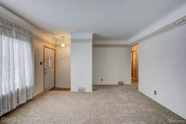 Eastpointe, MI 48021,24554 WILLOWBY Avenue