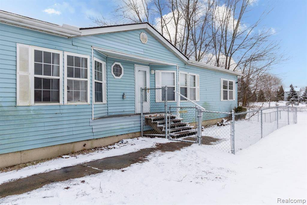 Richmond, MI 48062,69288 OMO Road