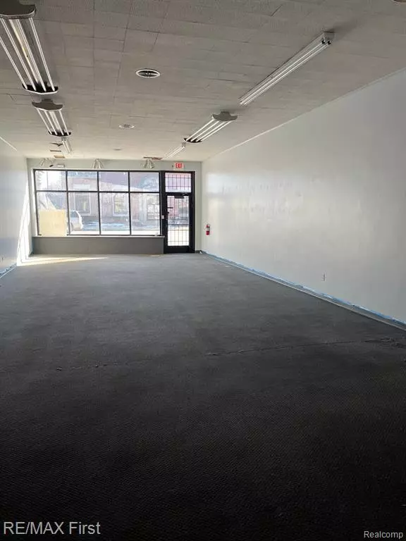 Detroit, MI 48234,20495 VAN DYKE Street