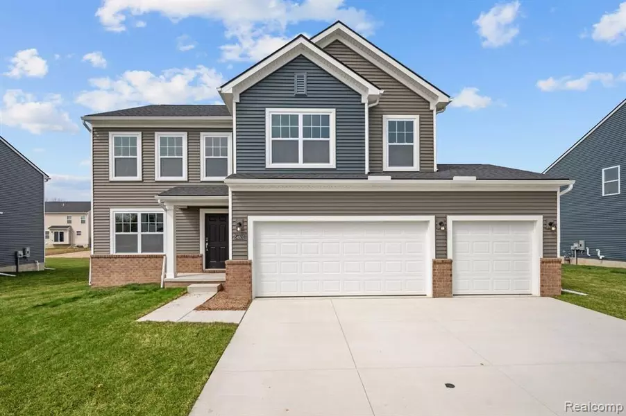 54631 HERON Circle, New Baltimore, MI 48047