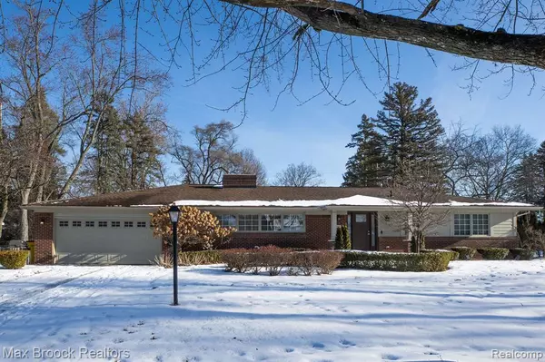 565 WESTBOURNE Drive, Bloomfield Hills, MI 48301