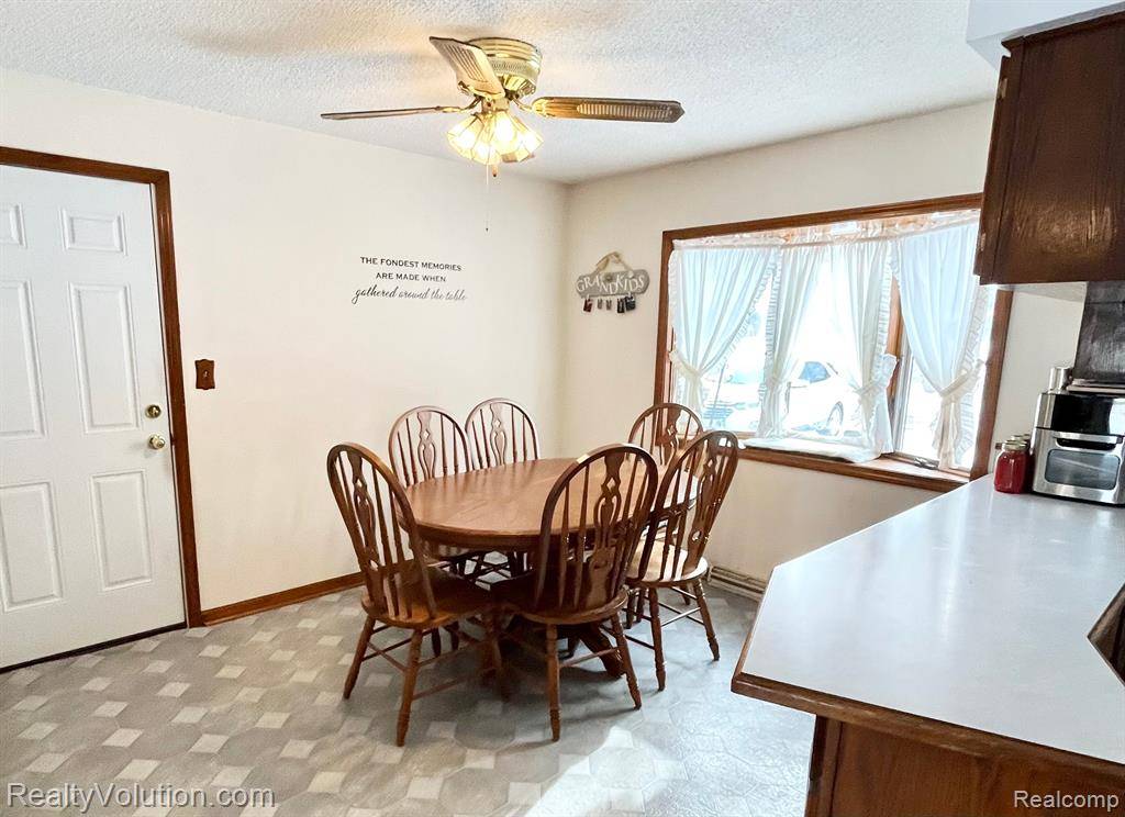 Lapeer, MI 48446,2408 PERO LAKE Road