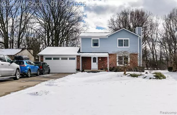 645 GRACE Avenue, Rochester Hills, MI 48307