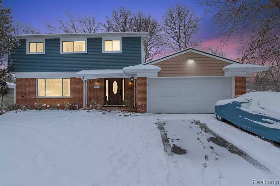 28825 RAVENWOOD Street, Farmington Hills, MI 48334