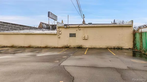 Hazel Park, MI 48030,22200 John R Road