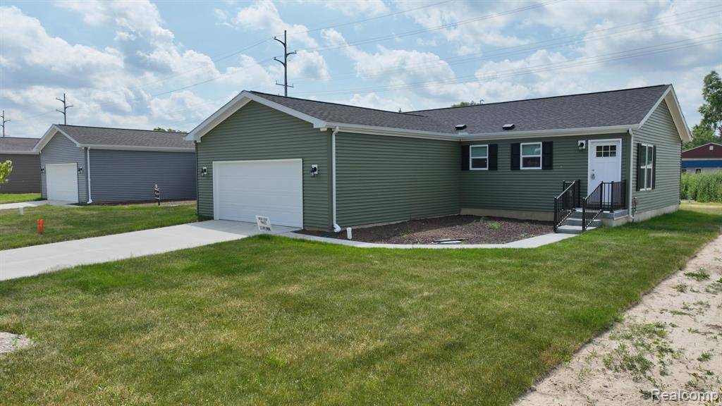 Flint, MI 48506,4408 MAPLE LEAF Trail