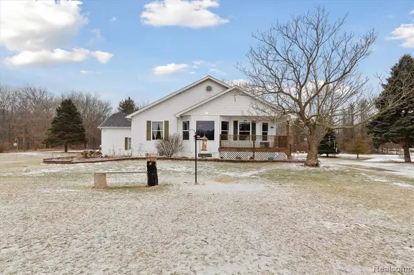 11819 HANNEWALD Road,  Munith,  MI 49259