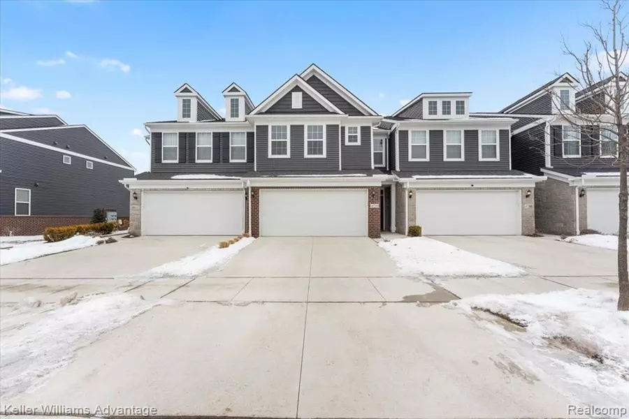 4794 BROOMFIELD Way, Lake Orion, MI
