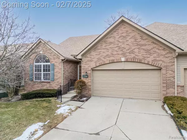 236 WINSLOW Circle, Commerce Twp, MI 48390