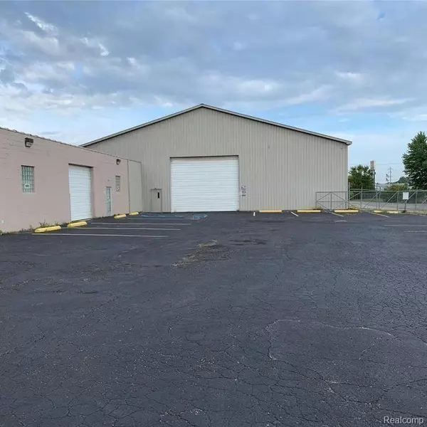 Flint, MI 48507,2632 LIPPINCOTT Boulevard