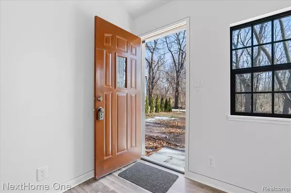 Whitmore Lake, MI 48189,10650 LIVINGSTON Street