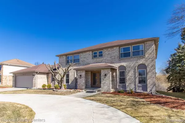 Farmington Hills, MI 48331,37180 Fox Glen