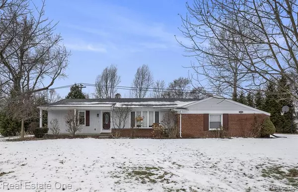 2640 Bridle Road, Bloomfield Hills, MI 48304