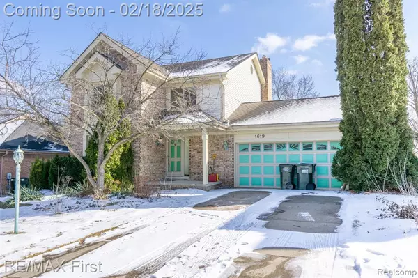 1619 HILLSIDE Lane, Rochester Hills, MI 48307