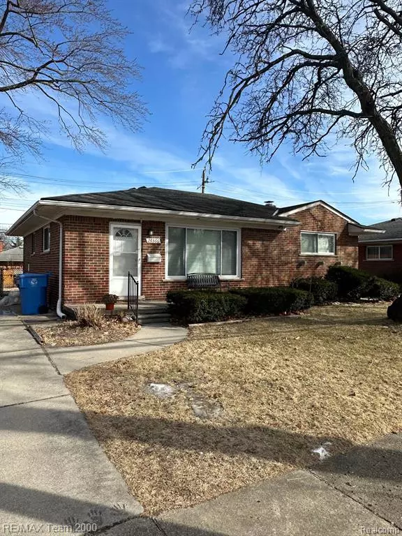 26366 ANN ARBOR Trail, Dearborn Heights, MI 48127