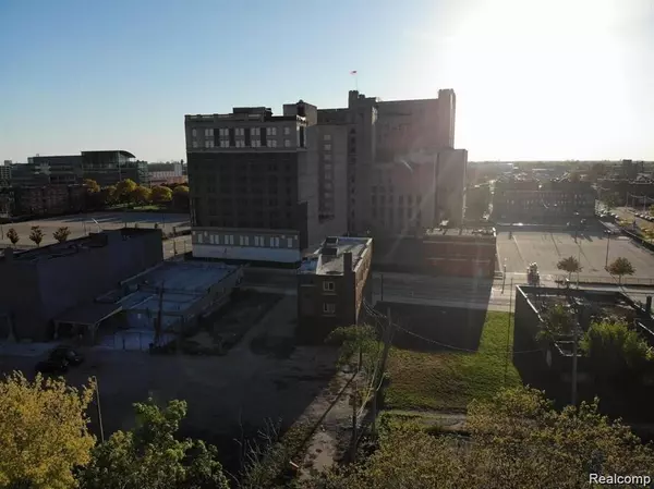Detroit, MI 48201,2939 PARK Avenue