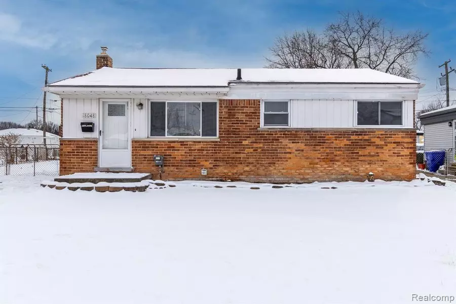 18048 SUMMER S Lane, Fraser, MI 48026