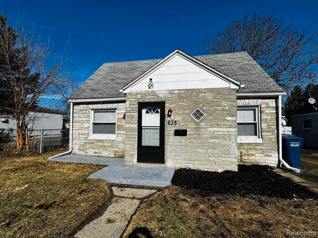 638 WHITE Avenue, Lincoln Park, MI 48146