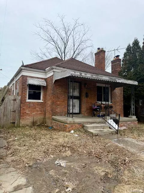 9220 KING RICHARD Street, Detroit, MI 48224
