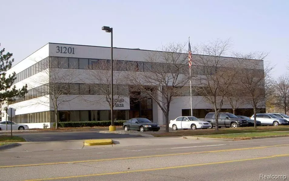 31201 CHICAGO Road, Warren, MI 48093