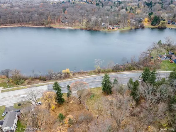 Waterford, MI 48329,LOT 2 W WALTON
