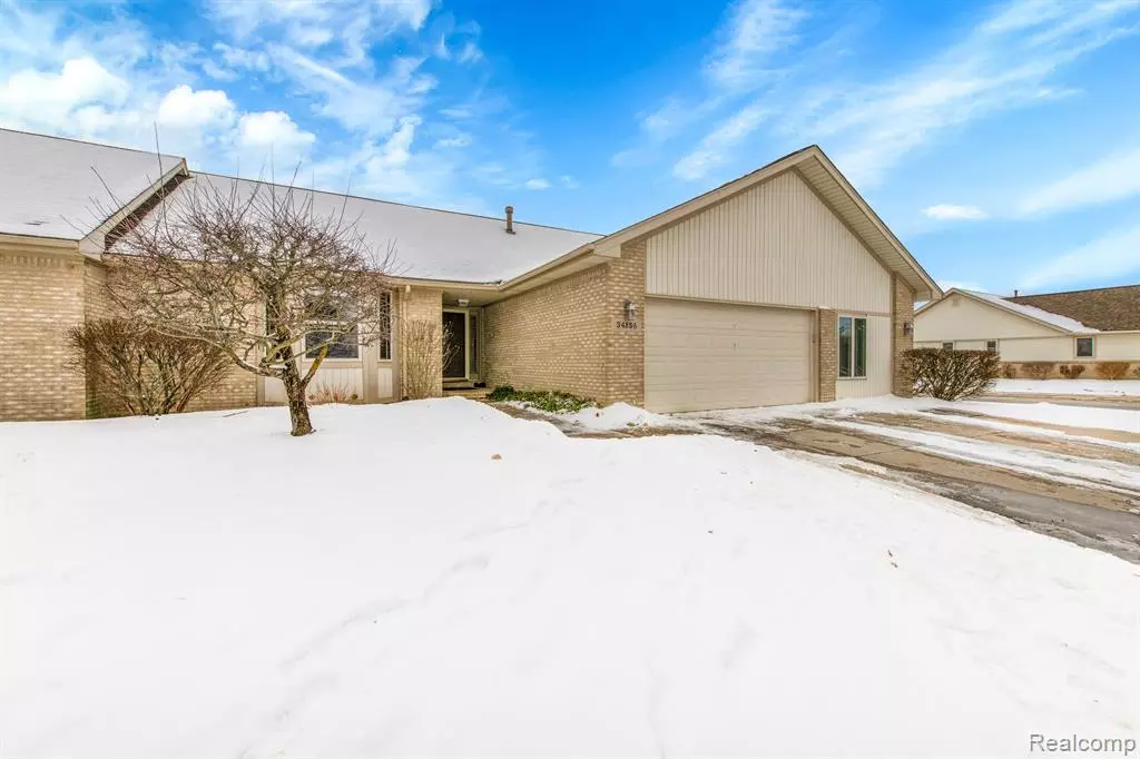 Richmond, MI 48062,34856 MAPLEWOOD Lane