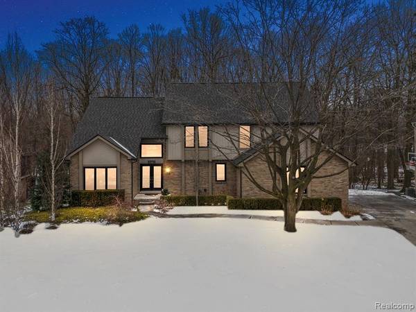 38765 Horton Drive, Farmington Hills, MI 48331