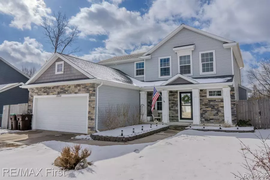 1555 CATALINA Drive, Holt, MI 48842