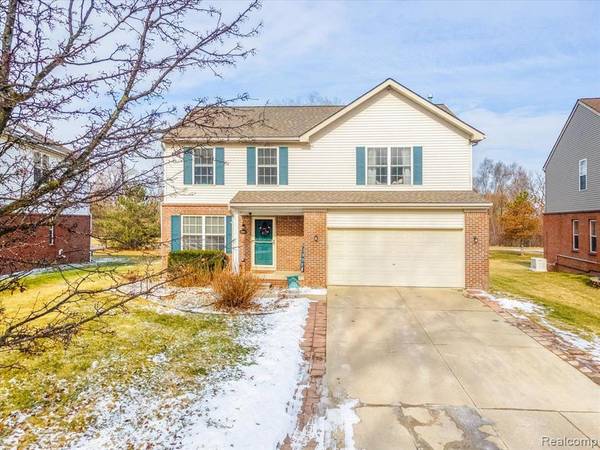 42936 N CUMBERLAND Drive, Belleville, MI 48111