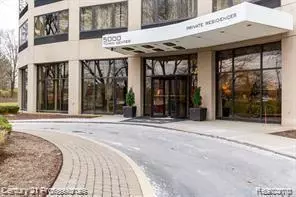 Southfield, MI 48075,5000 Town Center