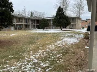 Detroit, MI 48219,17328 BENTLER Street