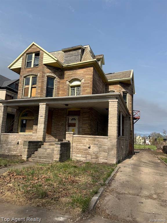 1564 CADILLAC Boulevard, Detroit, MI 48214