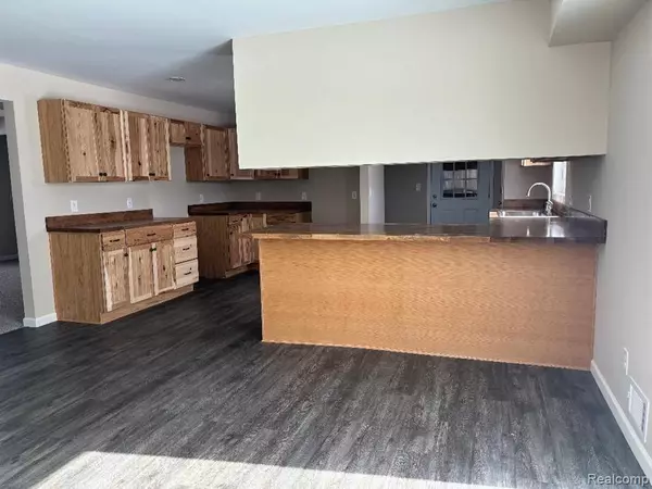 Onsted, MI 49265,10093 SHEPHERD Road