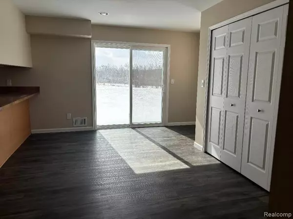 Onsted, MI 49265,10093 SHEPHERD Road