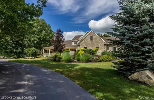 Ortonville, MI 48462,2155 HIDDEN LAKE Trail