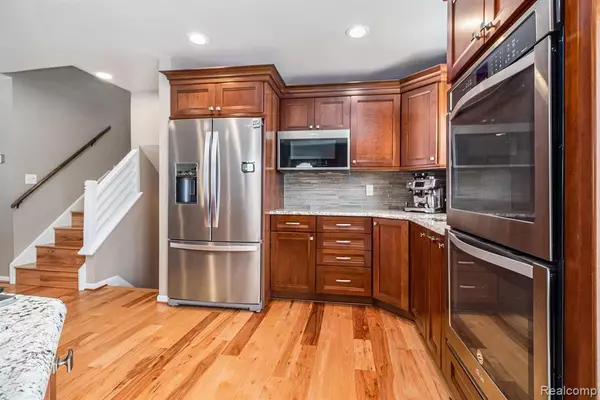 Woodhaven, MI 48183,22314 CAMILLE Drive