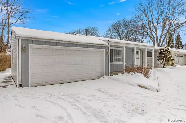 Harrison Township, MI,27830 PONCHARTRAIN Street