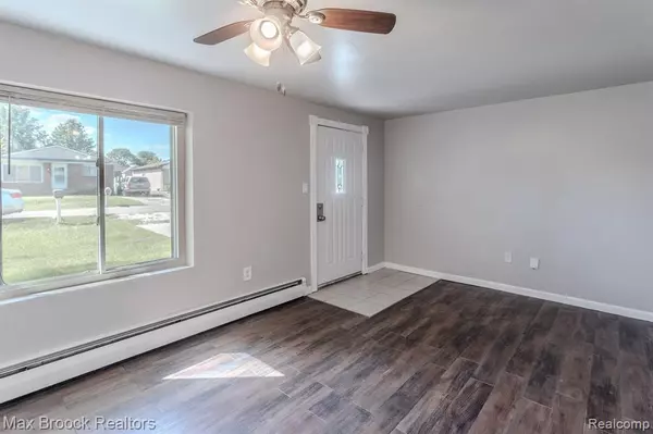 Harrison Township, MI,39280 Muffatt Street