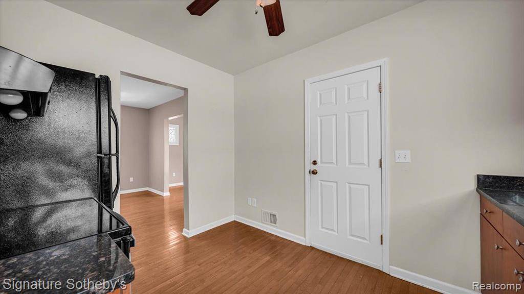 Birmingham, MI 48009,1407 E 14 Mile Rd Unit #2