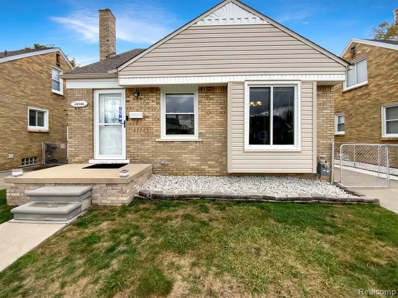 14592 OCONNOR Avenue, Allen Park, MI 48101