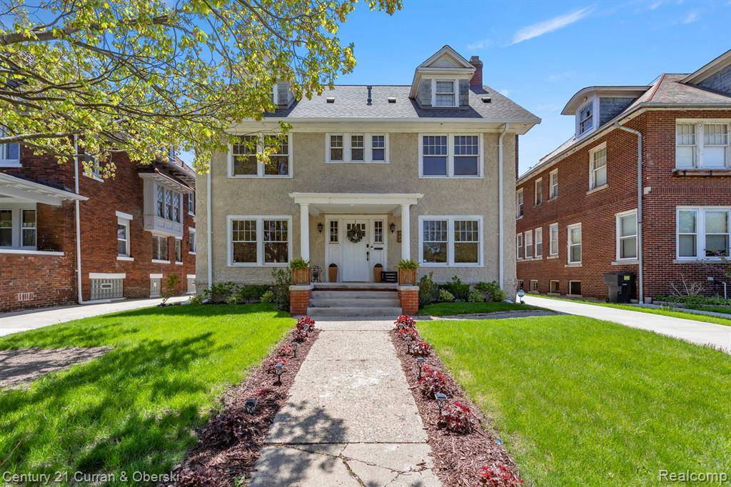 913 CHICAGO Boulevard, Detroit, MI 48202