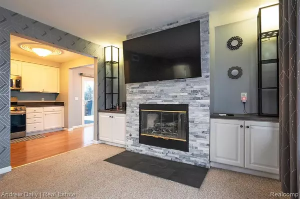 Northville, MI 48167,443 RIVER Street