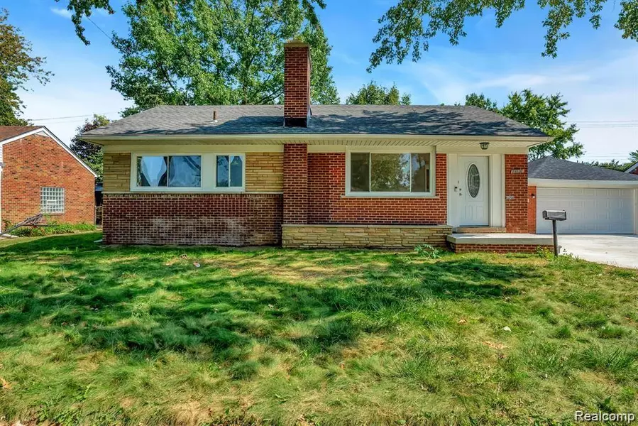 23120 Marine Avenue, Eastpointe, MI 48021