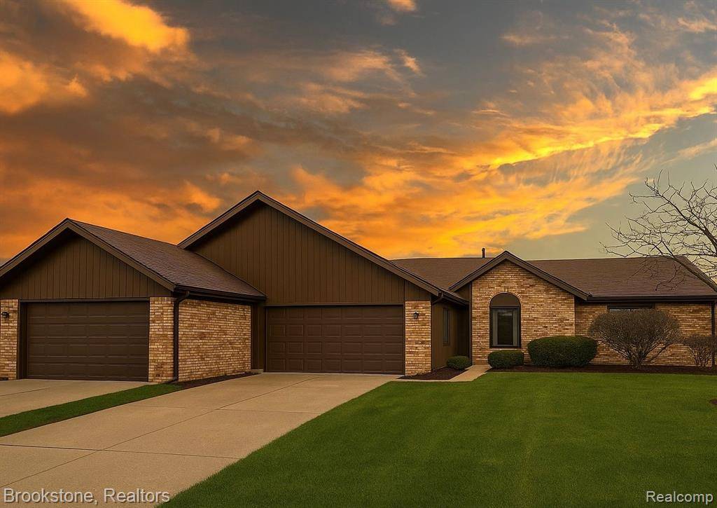 38627 CYPRESS MEADOW Drive, Clinton Twp, MI 48036