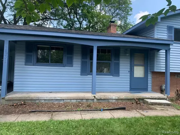 1631 HASLETT Road, East Lansing, MI 48823