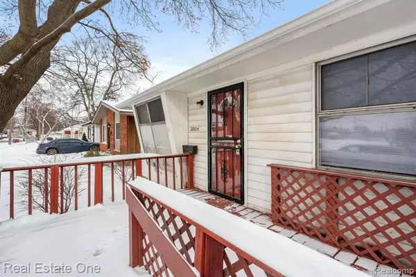 Eastpointe, MI 48021,23814 SHAKESPEARE Avenue